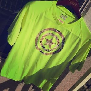 Under Armour Men’s XL Marvel Captain America Shirt